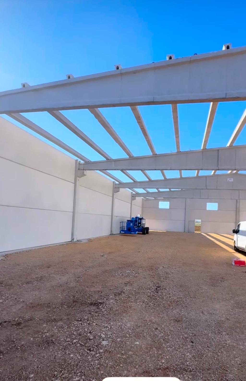 Nave industrial de hormigón prefabricado